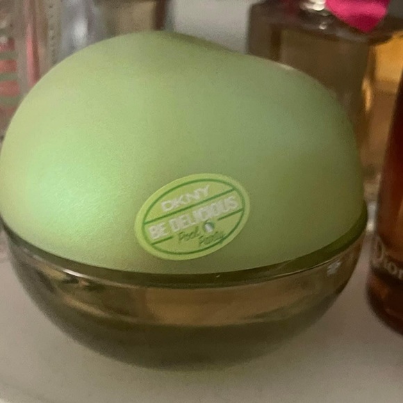 Perfume - Picture 1 of 1